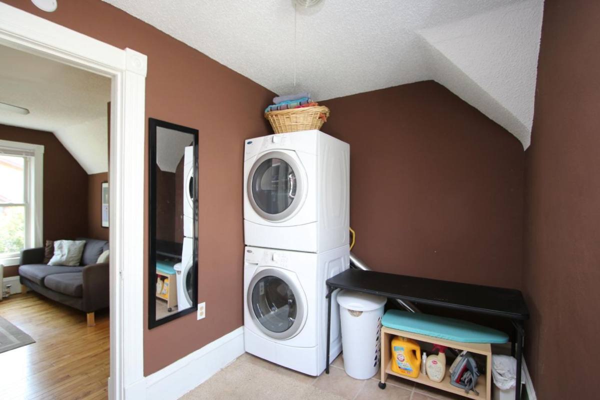 Apartment for rent at 3507 E 39th St, Minneapolis, MN 55406