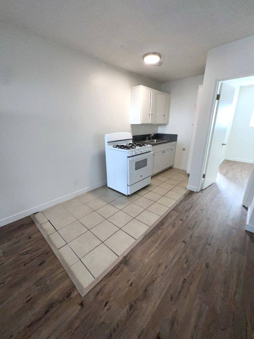 Apartment for rent at 711 W Cota St, Santa Barbara, CA 93101