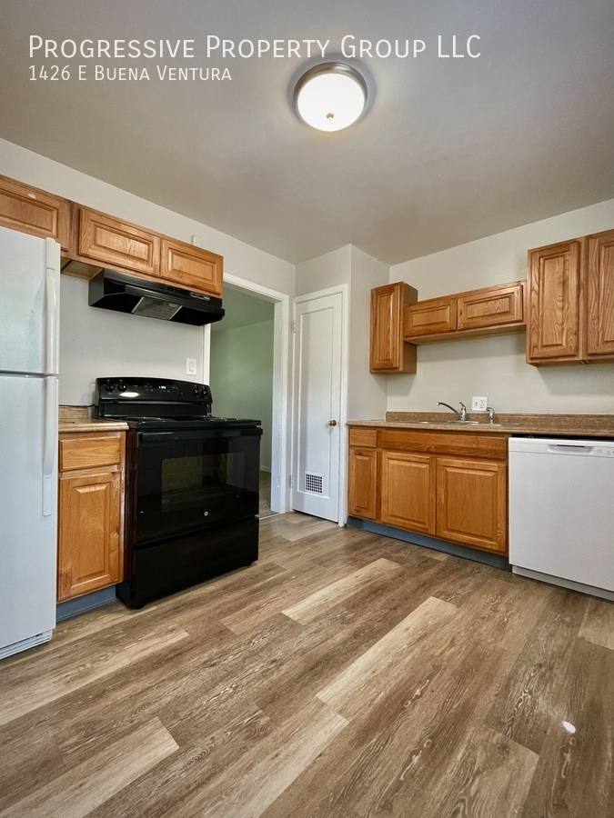 Apartment for rent at 1426 E Buena Ventura, Colorado Springs, CO 80909