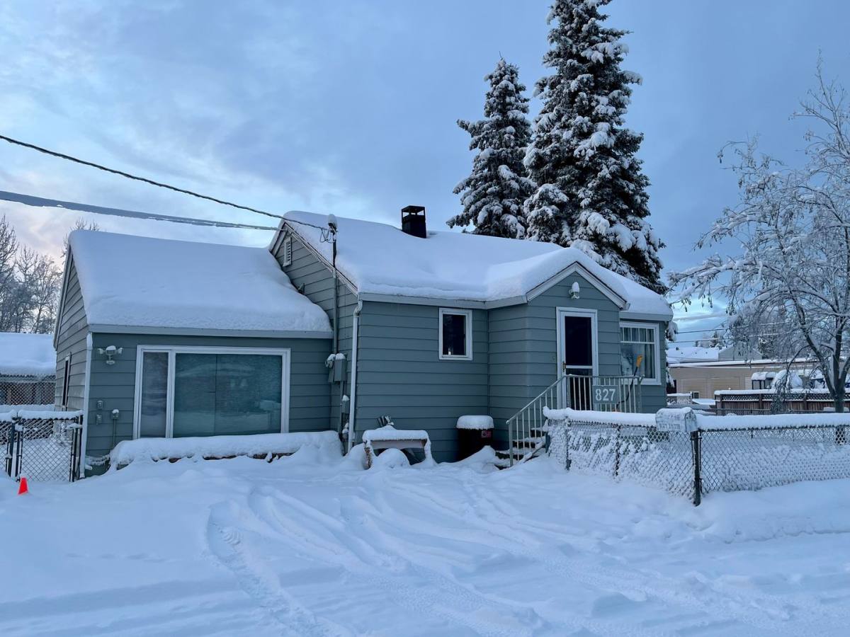 House for rent at 827 15th Ave, Fairbanks, AK 99701