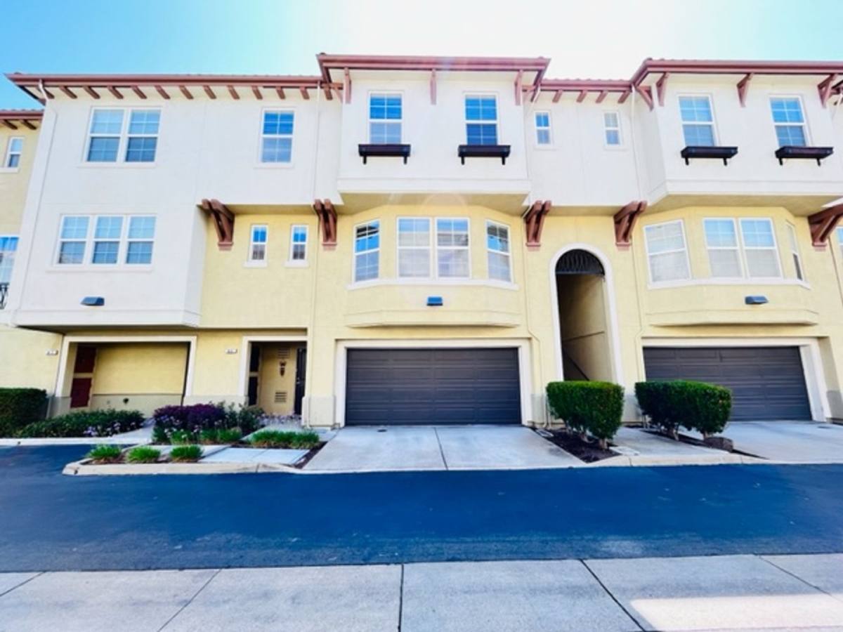 Townhouse for rent at 51 Matisse Court, Pleasant Hill, CA 94523