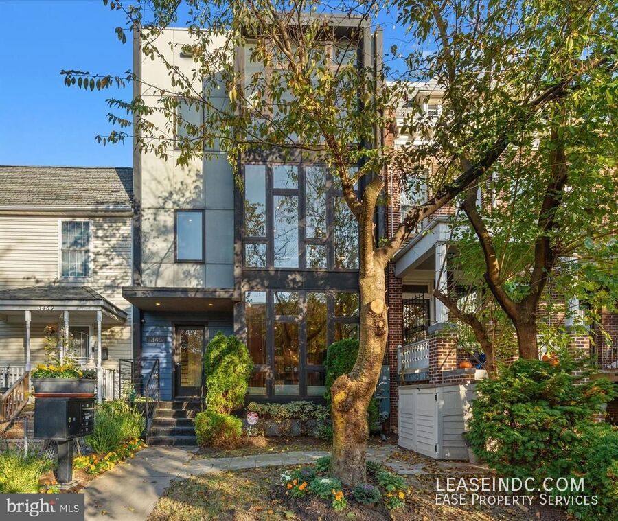 Apartment for rent at 3467 Holmead Place NW #3, Washington, DC 20010