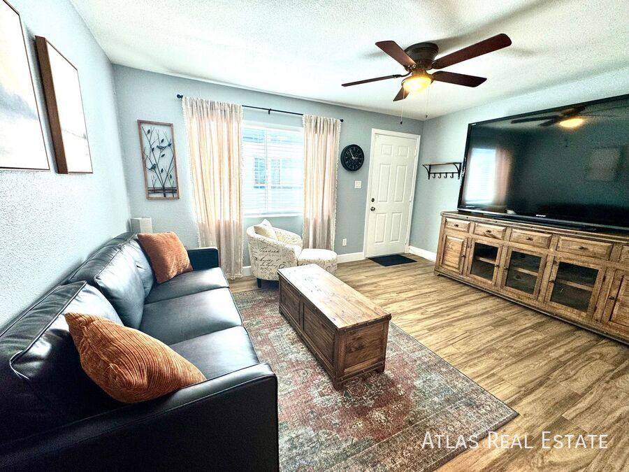 Apartment for rent at 2540 N 17th Way #4, Phoenix, AZ 85006