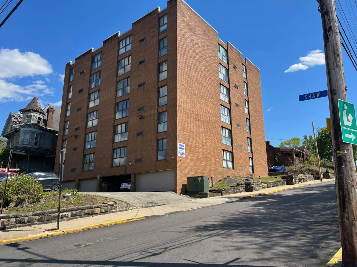 Apartment for rent at 604 Shaw Ave, McKeesport, PA 15132