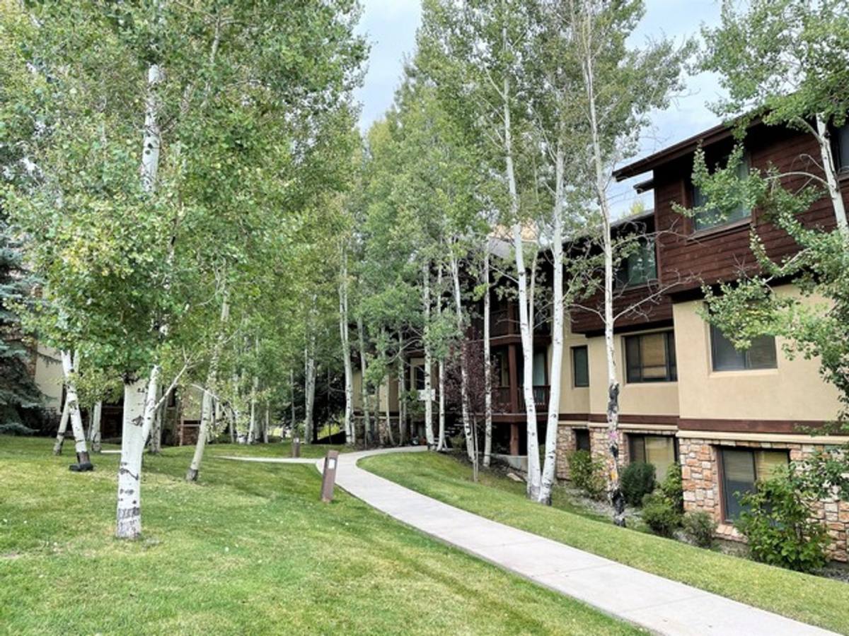 Condo for rent at 1600 W Pinebrook Blvd, Park City, UT 84098