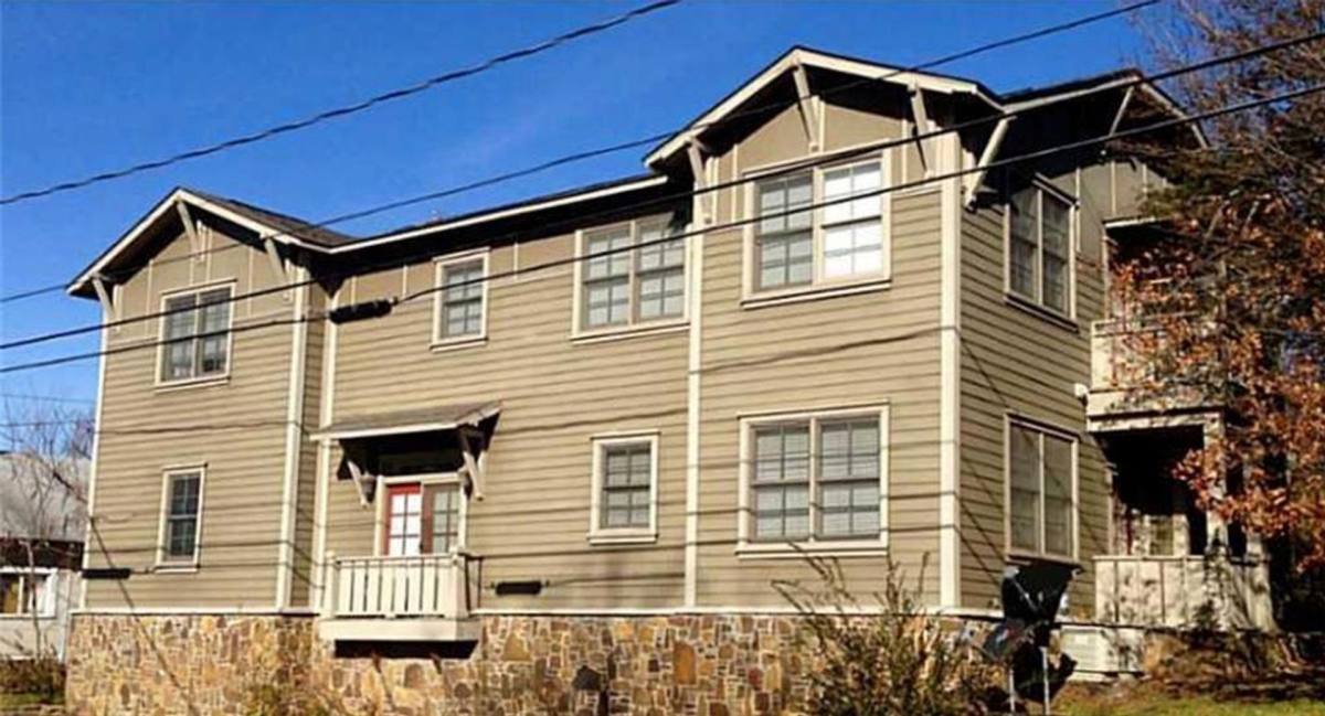 Apartment for rent at 204 N Shipley Alley, Fayetteville, AR 72701