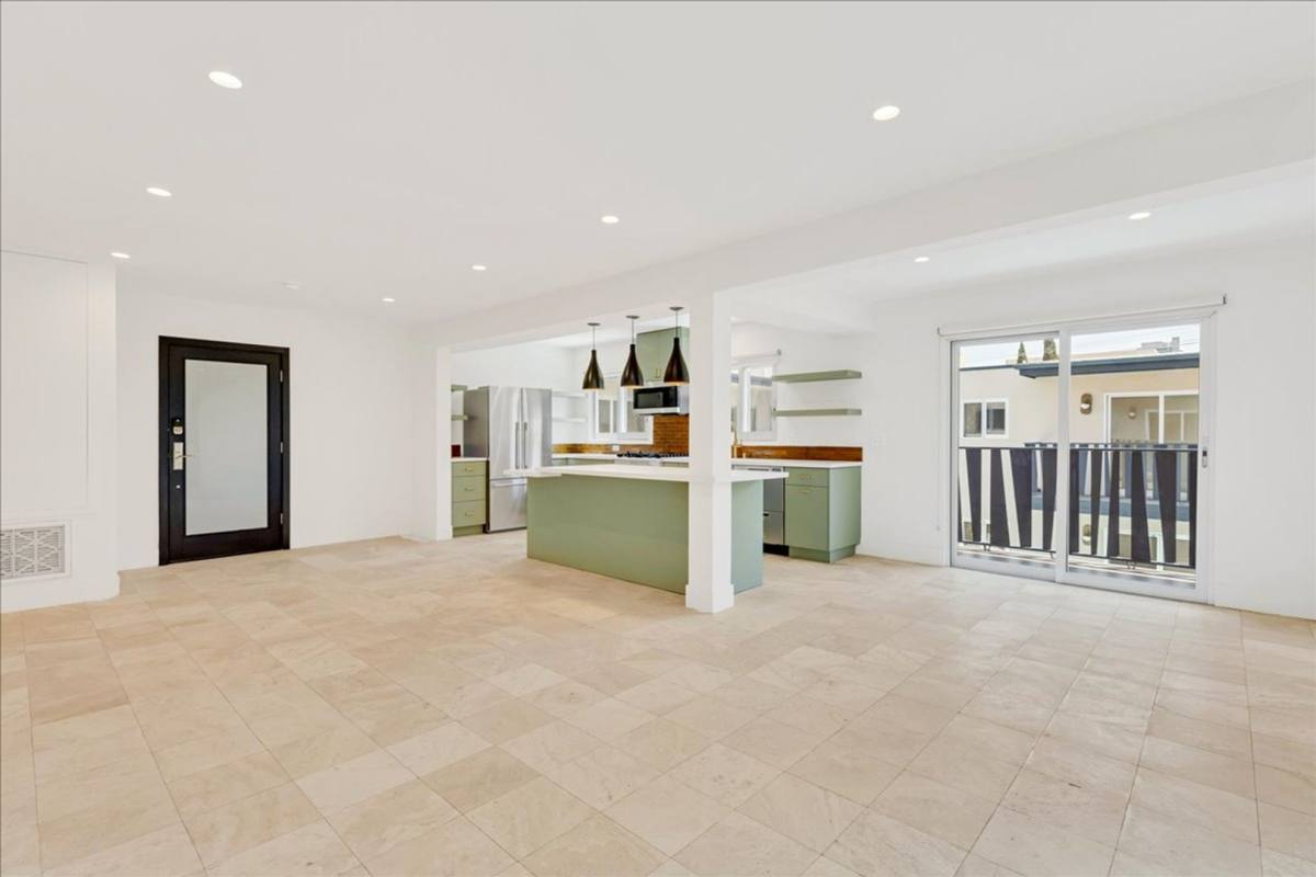 Apartment for rent at 210 S Hamilton Dr #10, Beverly Hills, CA 90211