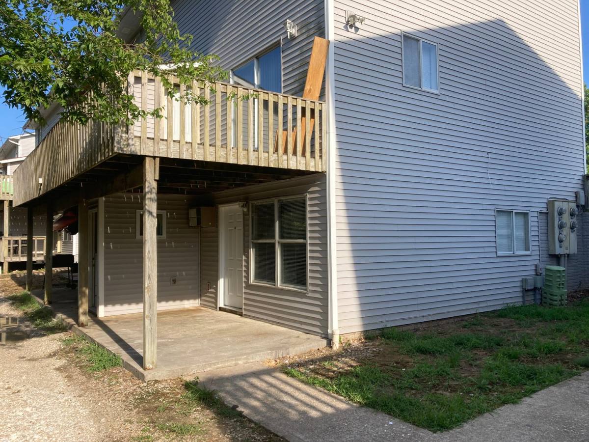 Apartment for rent at 4193 Sunset Dr, Osage Beach, MO 65065