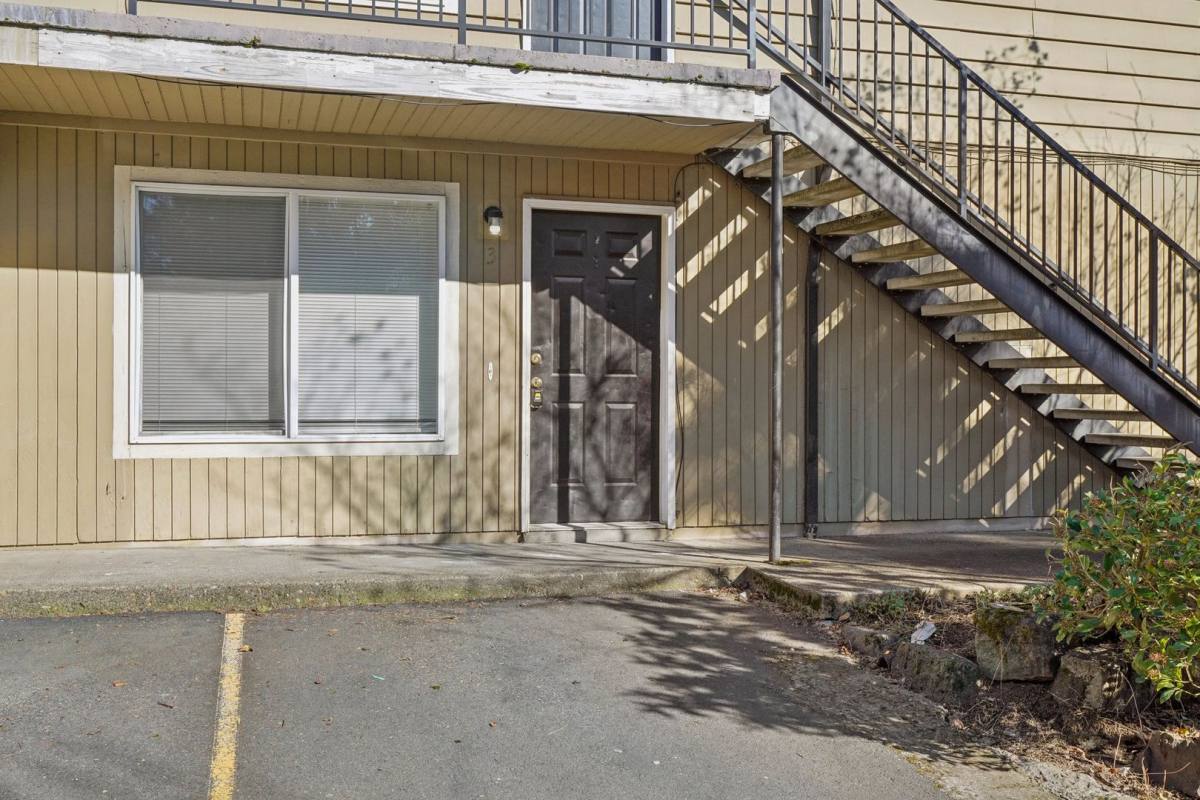 Apartment for rent at 6730 SW Canyon Rd, Portland, OR 97225