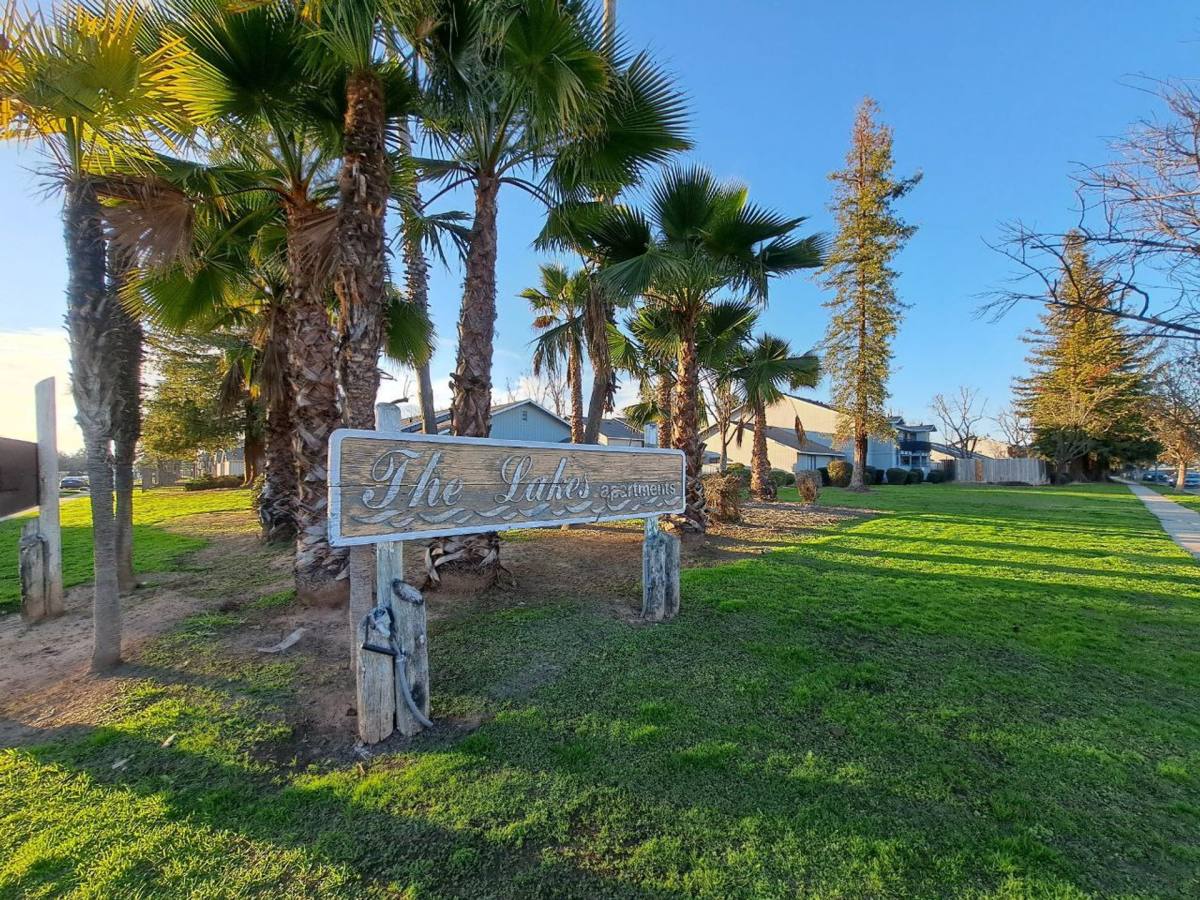 Apartment for rent at 4444-4464 W Palo Alto Ave, Fresno, CA 93722