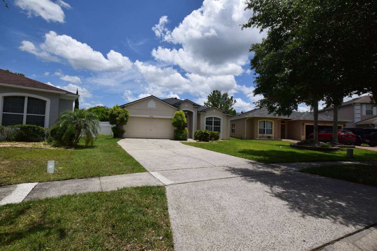 House for rent at 14855 Hawksmoor Run Circle, Orlando, FL 32828