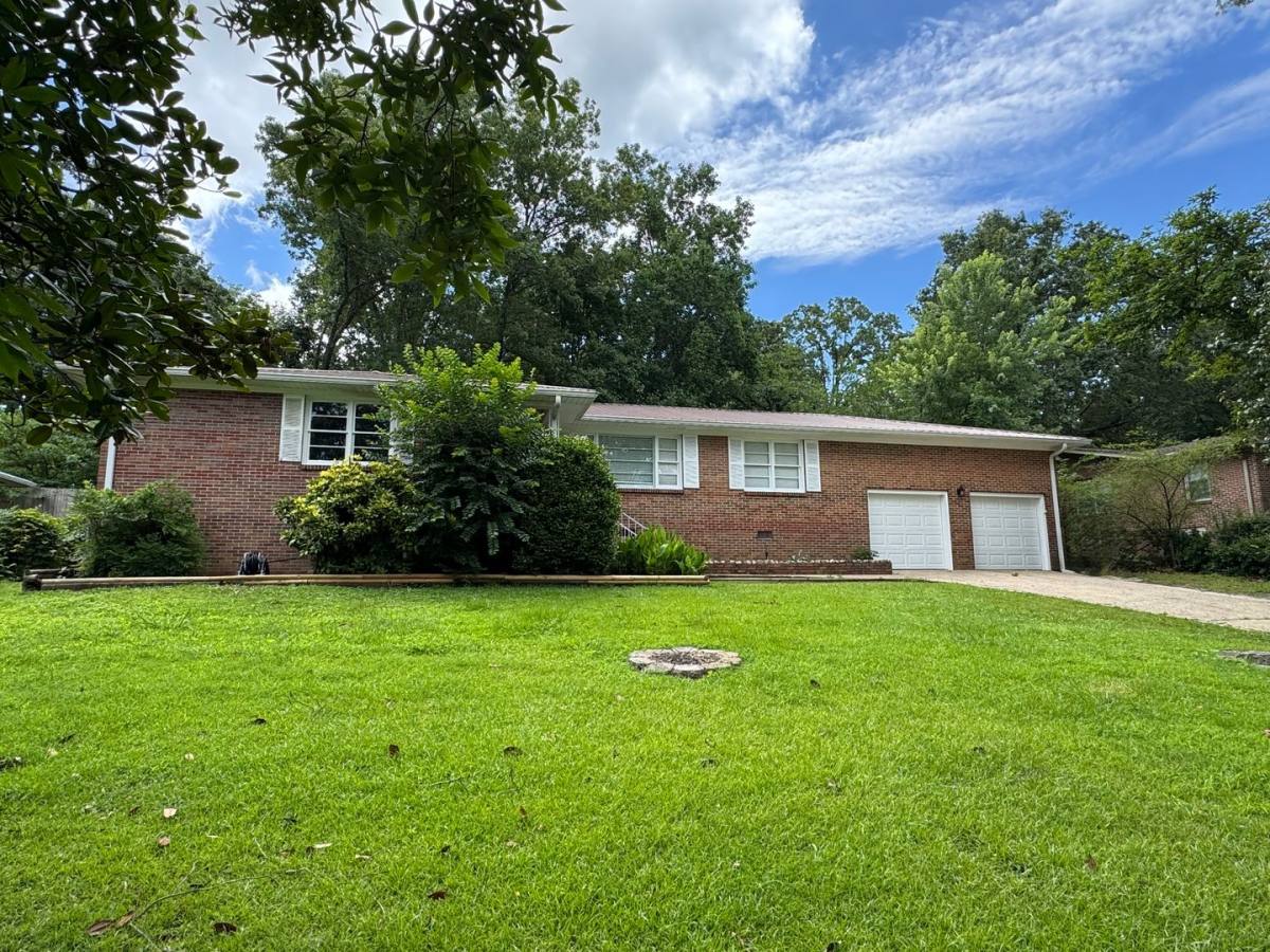 House for rent at 1315 Monte Vista Dr, Gadsden, AL 35904
