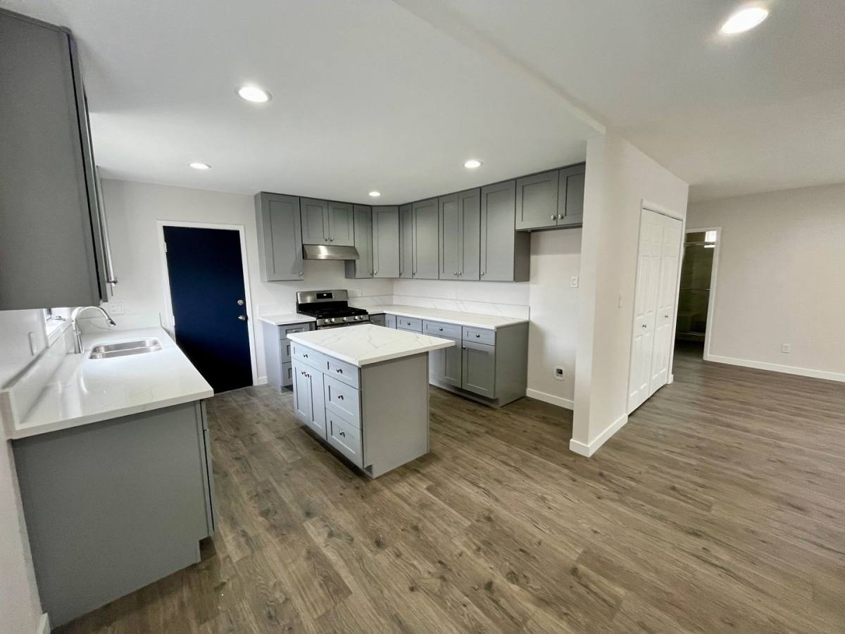 Apartment for rent at 15330 1 2 15332 Freeman, Lawndale, CA 90260