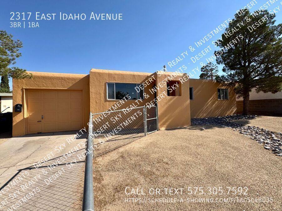 House for rent at 2317 E Idaho Ave, Las Cruces, NM 88001