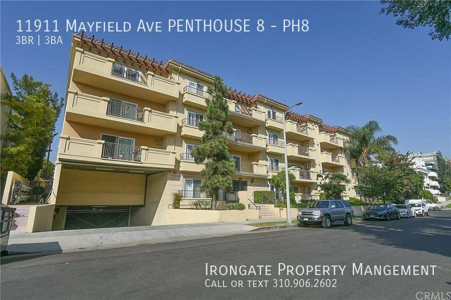 Apartment for rent at 11911 Mayfield Ave Penthouse 8 #PH8, Los Angeles, CA 90049