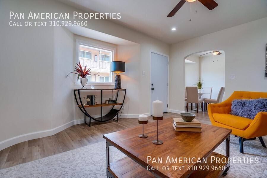 Apartment for rent at 911 E La Palma Dr #J, Inglewood, CA 90301