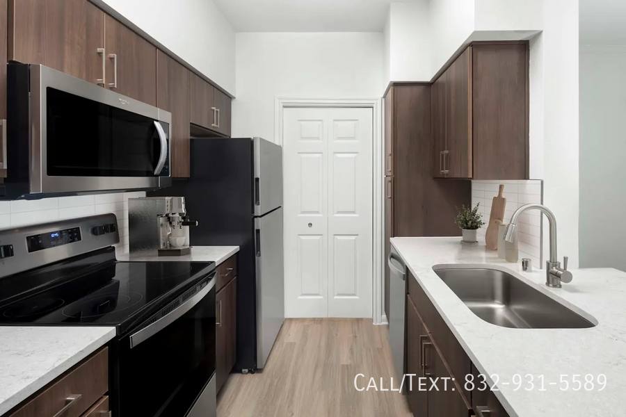 Apartment for rent at 7371 Stella Link Rd #CVB, Houston, TX 77025