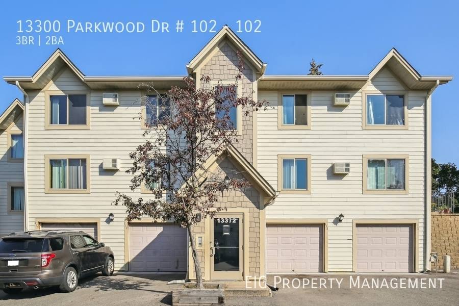 Apartment for rent at 13300 Parkwood Dr #102, Burnsville, MN 55337