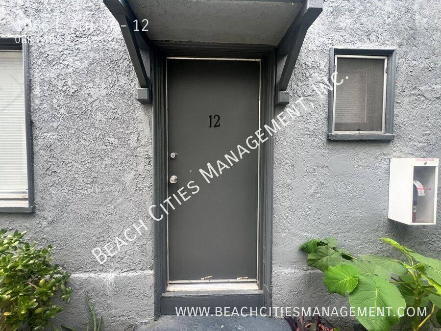 Apartment for rent at 1066 E 7th St #12, Long Beach, CA 90813