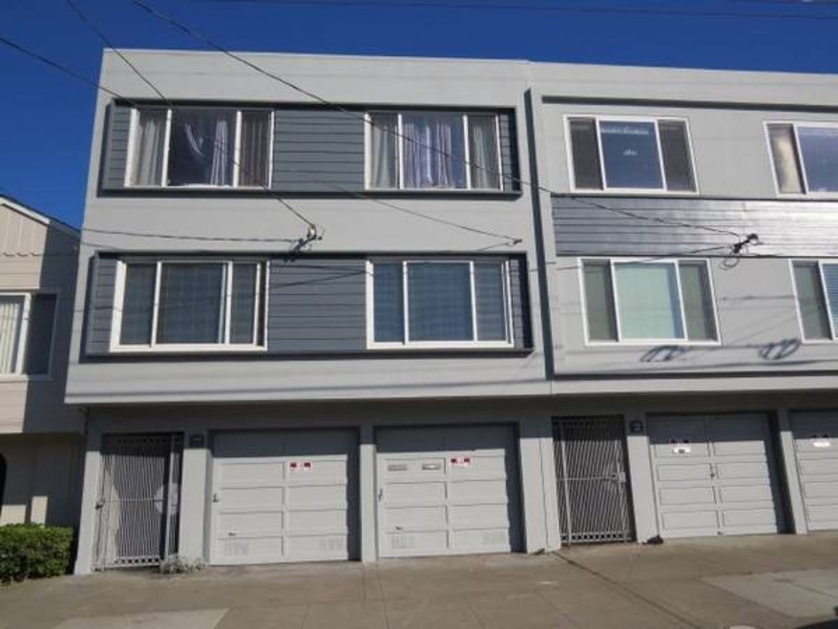 Apartment for rent at 1580-1582 28th Ave, San Francisco, CA 94122