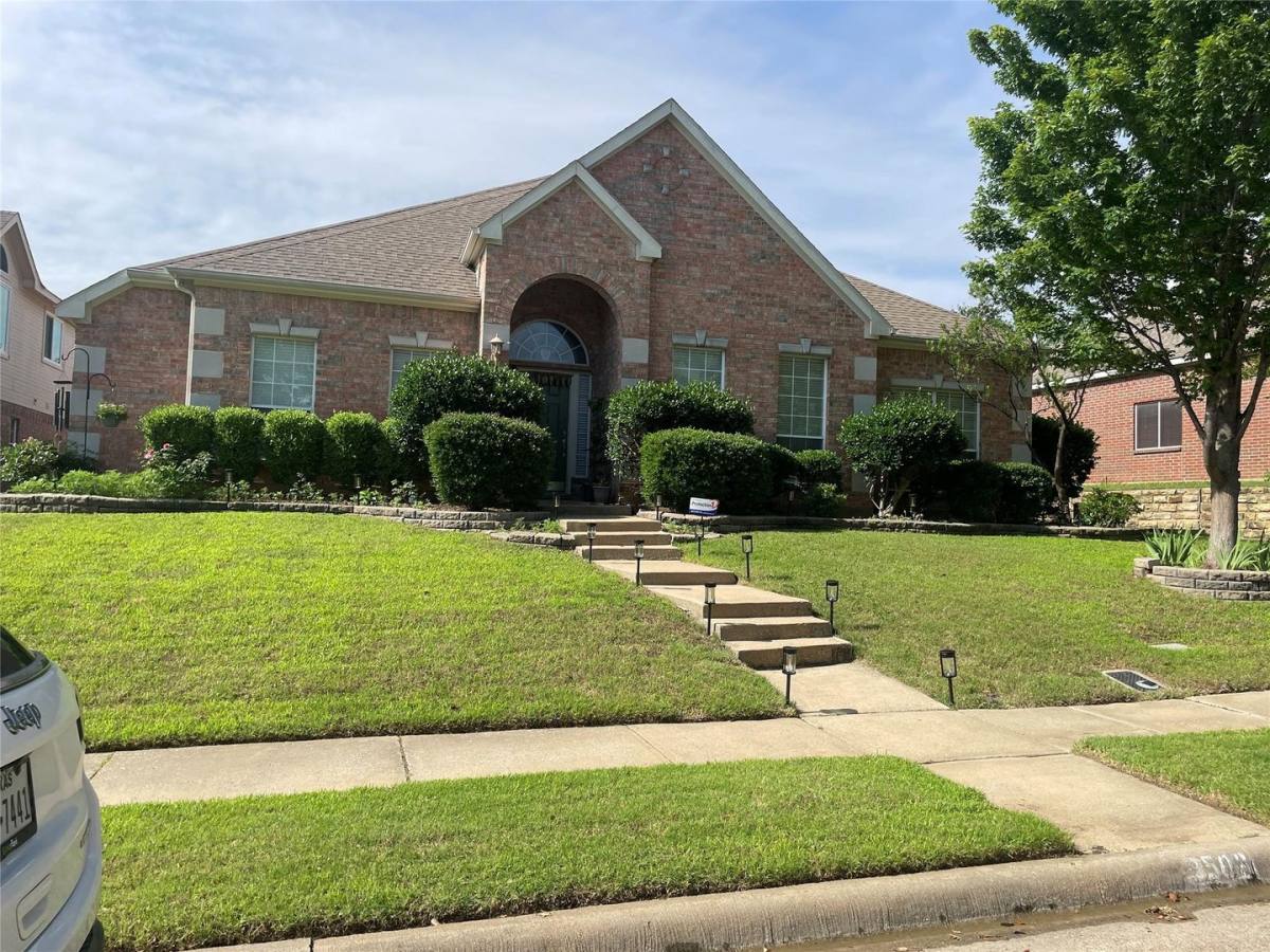 House for rent at 9506 Windy Hollow, Irving, TX 75063