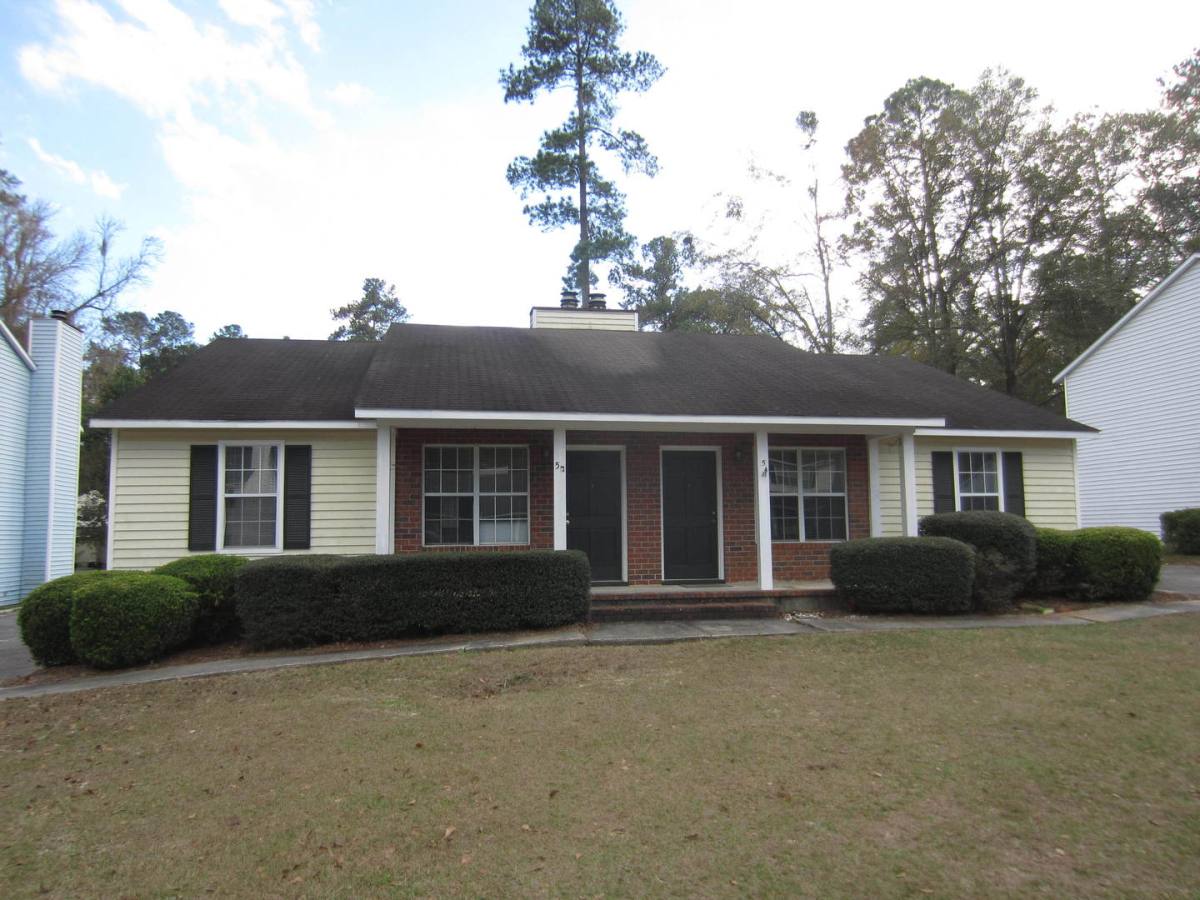 Apartment for rent at 5 Wooddale Circle, Valdosta, GA 31602