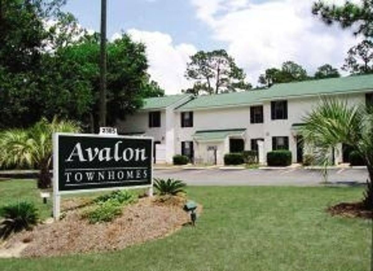Townhouse for rent at 2305 Bemiss Rd #T09, Valdosta, GA 31602