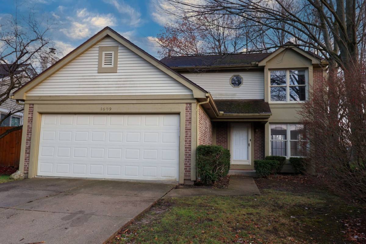 House for rent at 1609 Glen Meadow Court, Rochester, MI 48307