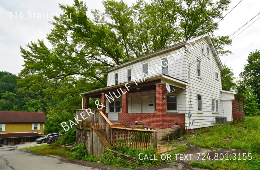 Apartment for rent at 116 Station St, Herminie, PA 15637