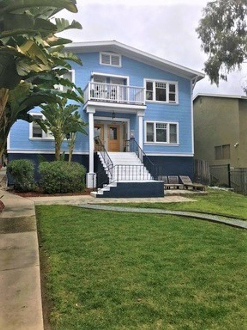 Apartment for rent at 3042-3048 Broadway, San Diego, CA 92102