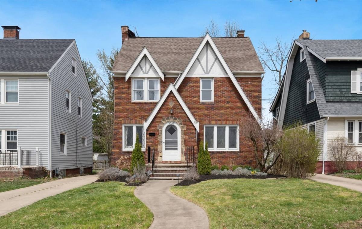 House for rent at 3569 Silsby Rd, Cleveland, OH 44118