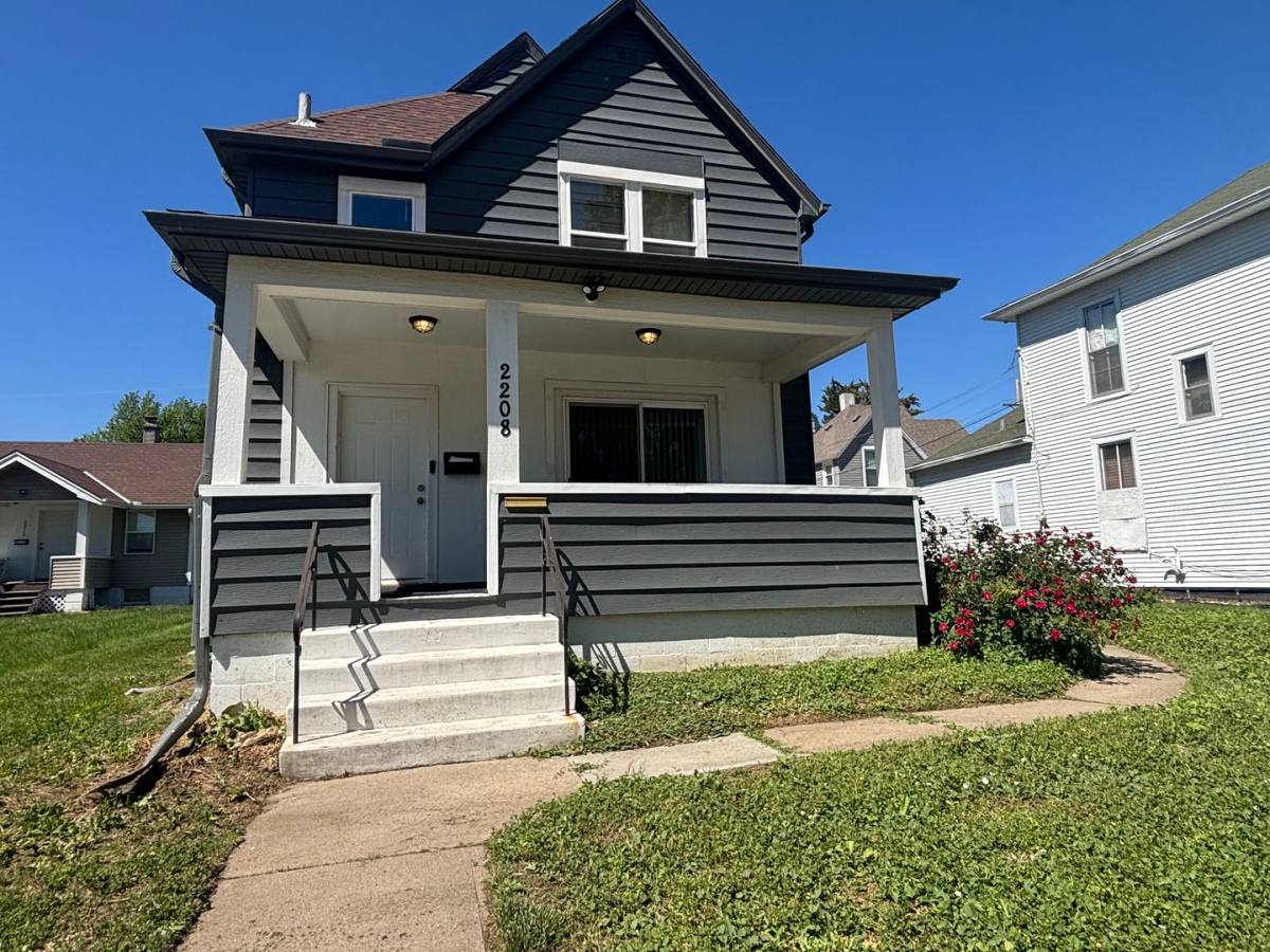House for rent at 2208 Maple St, Omaha, NE 68110