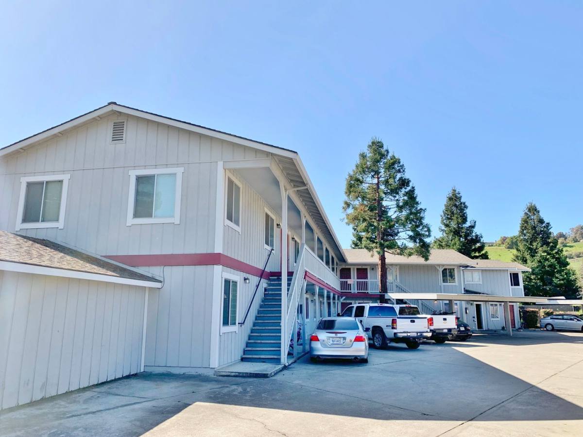 Apartment for rent at 117 Fifth St, San Juan Bautista, CA 95045
