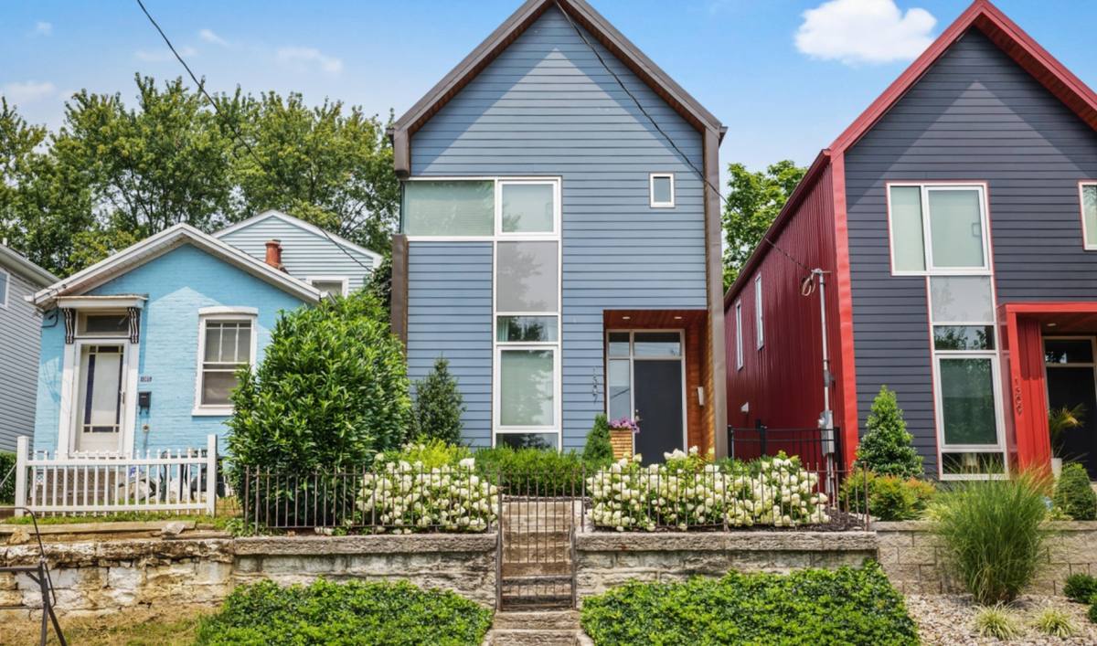 House for rent at 1307 Hull St, Louisville, KY 40204