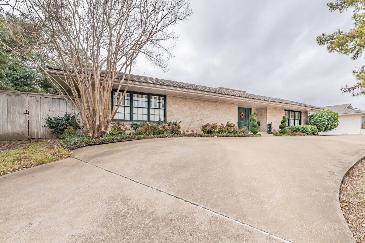 House for rent at 4603 Ranch View Rd, Fort Worth, TX 76109
