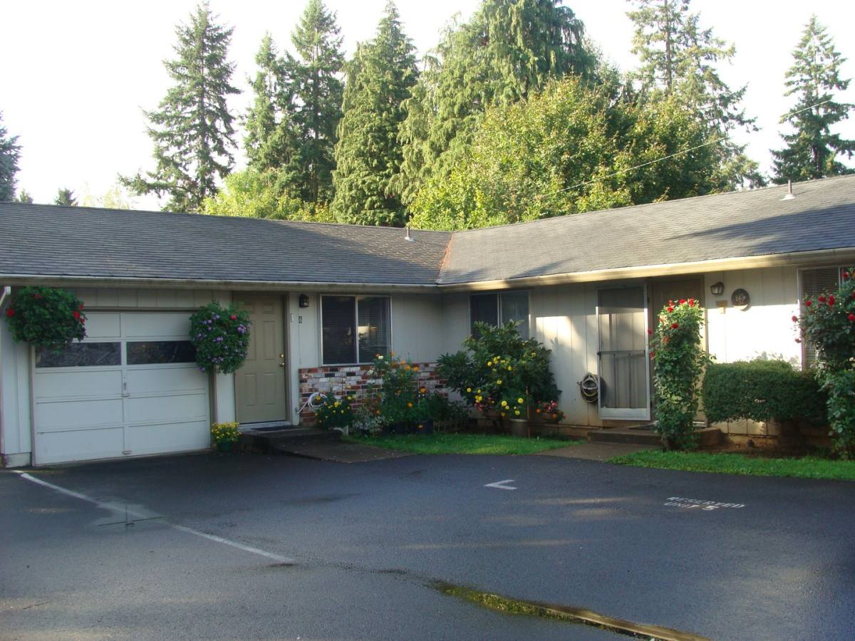 Apartment for rent at 3408 E 18 St, Vancouver, WA 98661