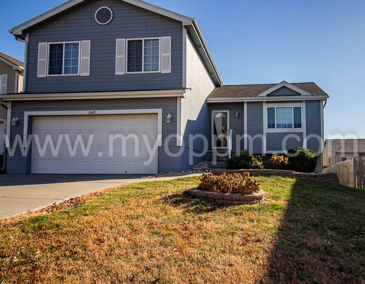 House for rent at 16419 Fowler Ave, Omaha, NE 68116