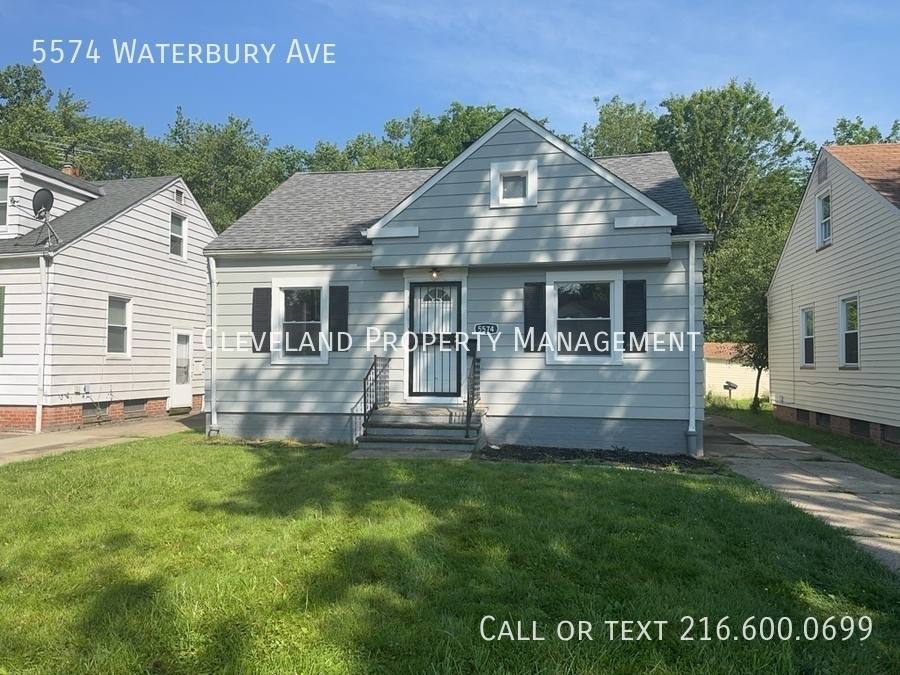 House for rent at 5574 Waterbury Ave, Maple Heights, OH 44137