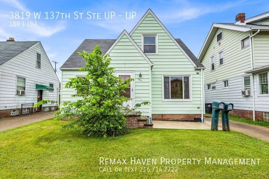 Apartment for rent at 3819 W 137th St #UP, Cleveland, OH 44111