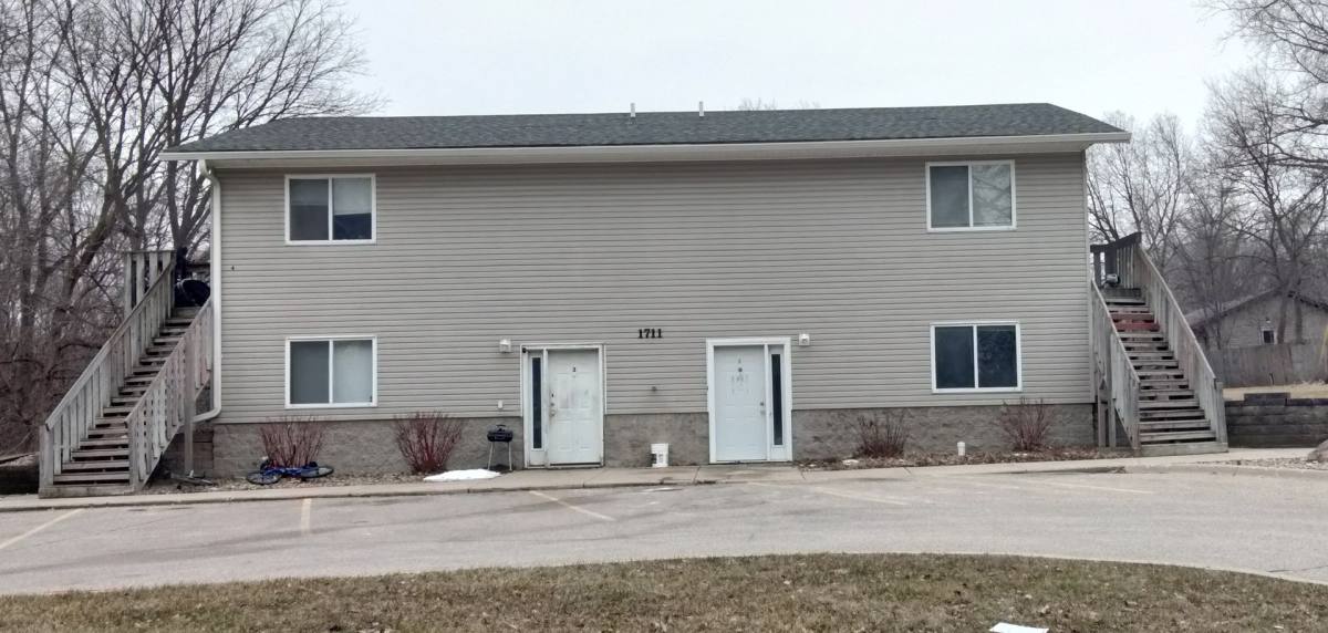 Apartment for rent at 1711 SW 2nd St, Faribault, MN 55021
