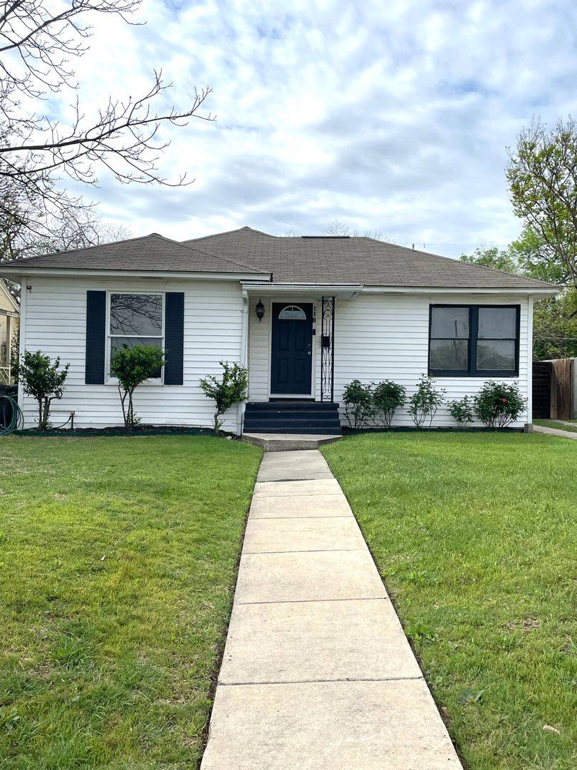 House for rent at 118 El Monte Blvd, San Antonio, TX 78212