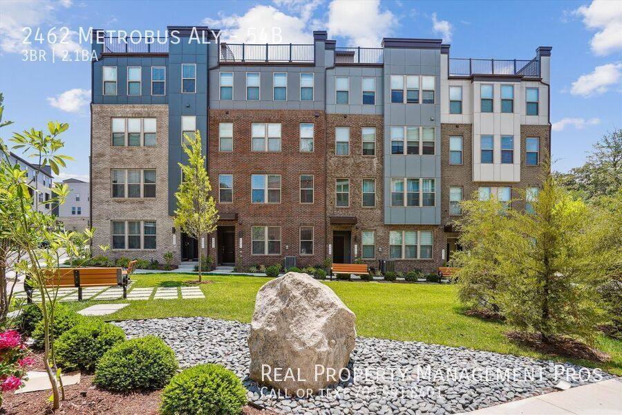 Condo for rent at 2462 Metrobus Alley #54B, Herndon, VA 20171