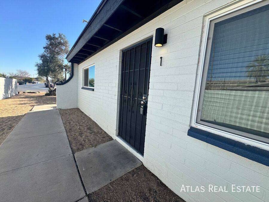 Apartment for rent at 2540 N 17th Way #1, Phoenix, AZ 85006