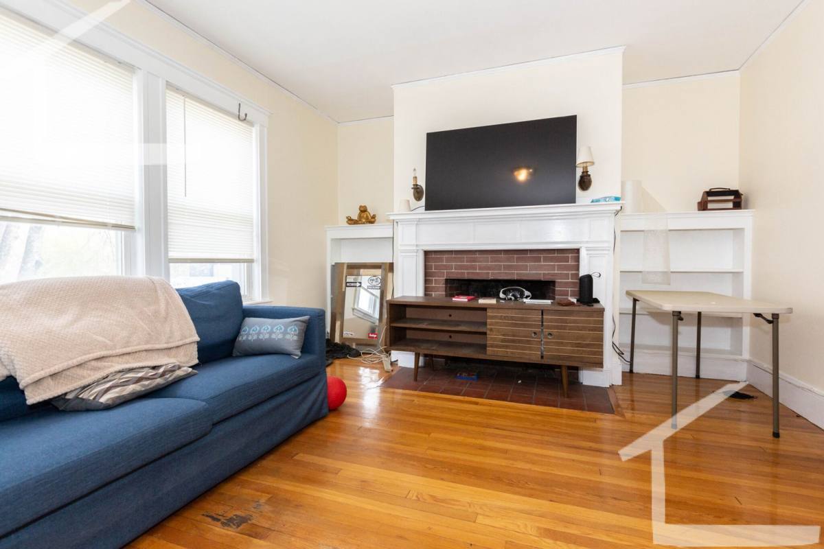 House for rent at 128 Washington St #2nd, Brighton, MA 02135