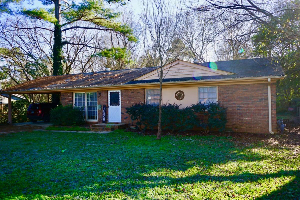House for rent at 260 Rumson Rd, Athens, GA 30605