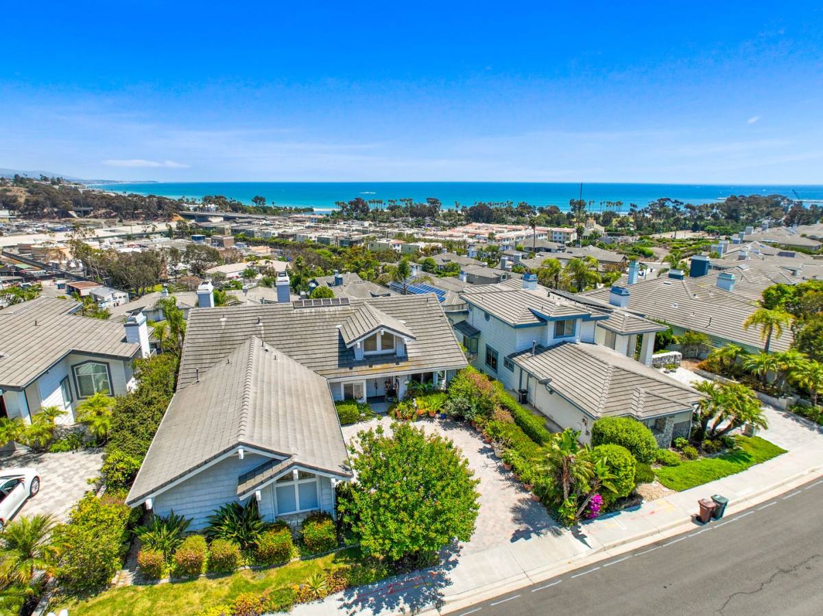 House for rent at 34042 Cambridge Rd, Dana Point, CA 92629
