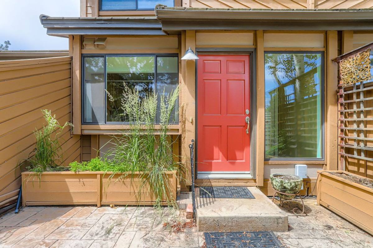 Townhouse for rent at 622 Poplar Ave, Boulder, CO 80304