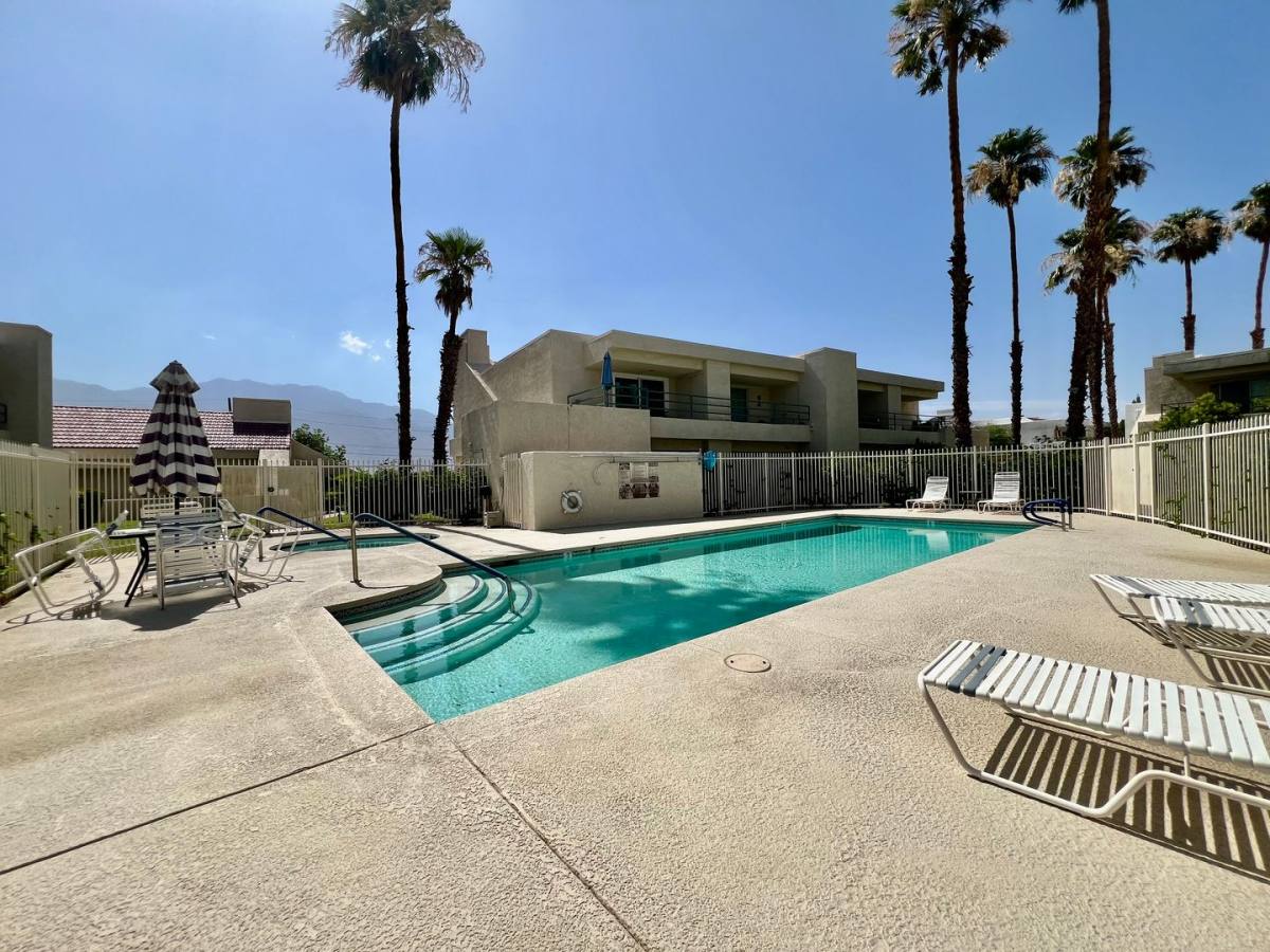 Condo for rent at 32505 Candlewood Dr, Cathedral City, CA 92234