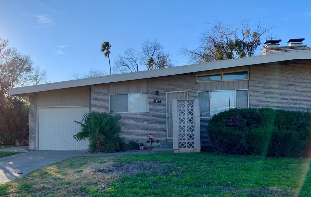 Apartment for rent at 1425 27 Topaz Way, Sacramento, CA 95864