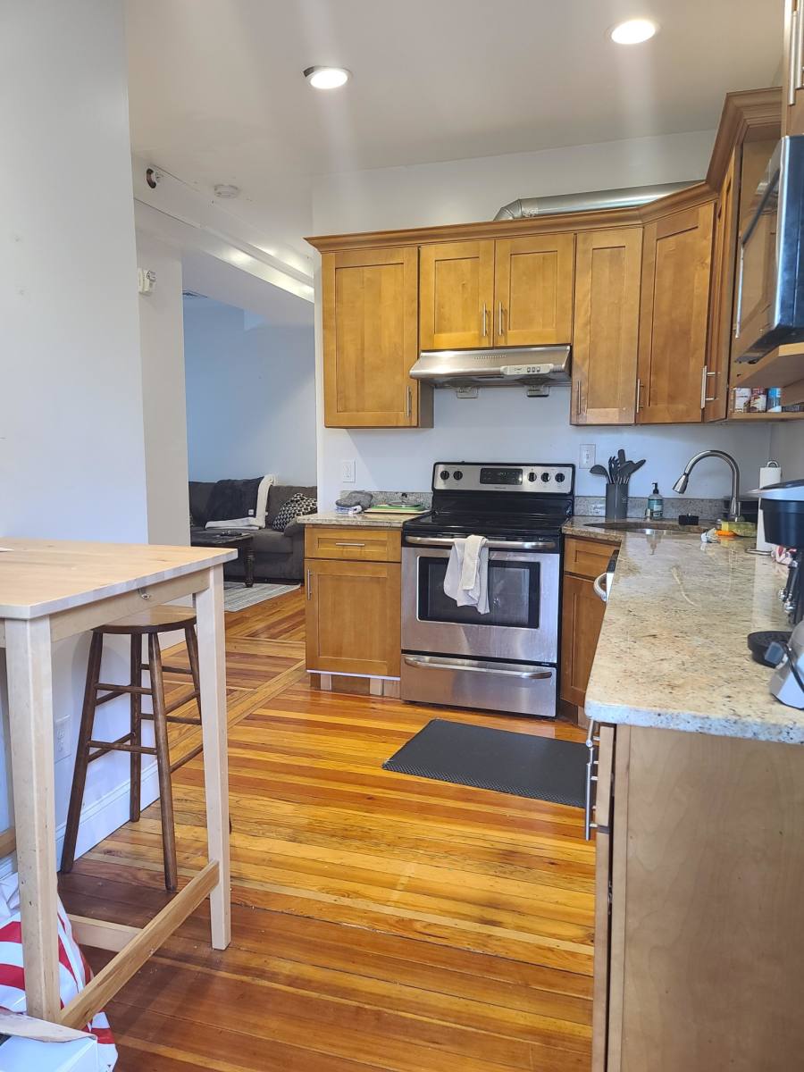 Apartment for rent at 16 Carpenter St #2, South Boston, MA 02127